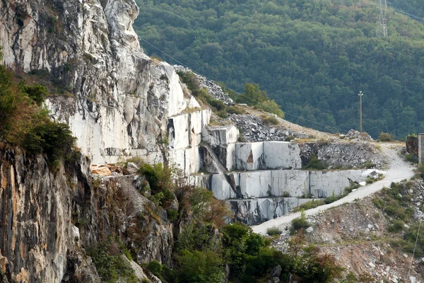 Mermer ocakları - apuan alps, carrara, Toskana,
