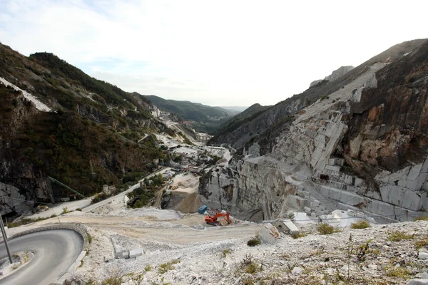 Les carrières de marbre - Alpes Apuanes, Carrare, Toscane , — Photo