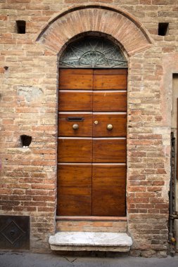 ahşap kapı Toskana. İtalya