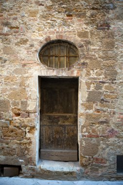 ahşap kapı Toskana. İtalya