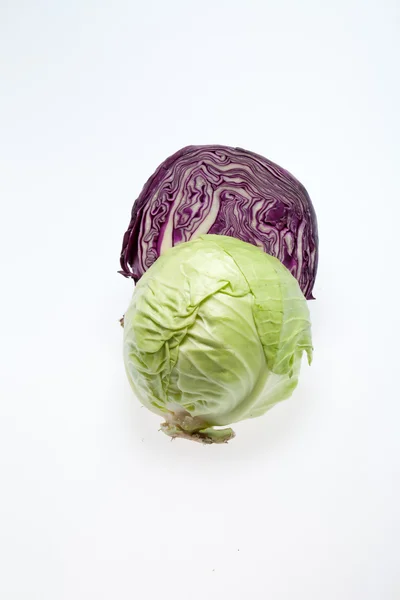 White and Red Cabbage cross section on White Background — Stock Photo, Image