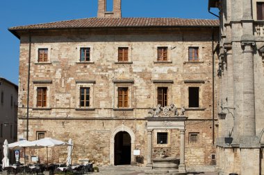 Palazzo tarugi montepulciano içinde