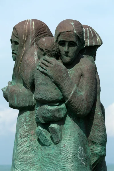 Viareggio - l'attesa. Denizciler aile Anıtı
