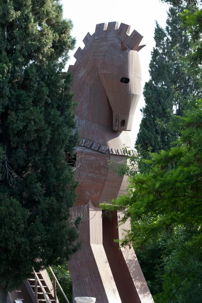 Caballo de Troya ubicado en Troya, Turquía — Foto de Stock