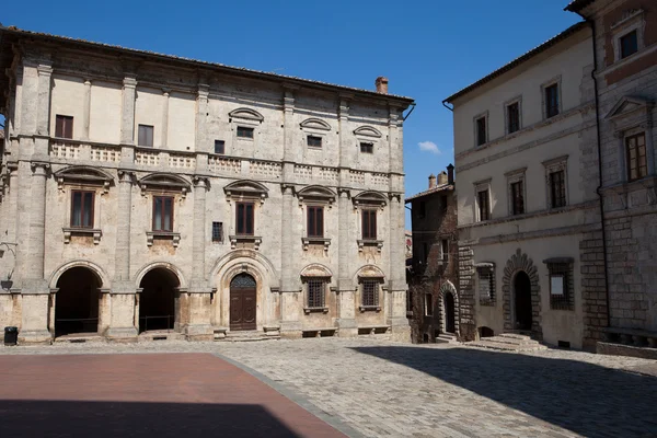 Piazza Grande / Main Square/ in Montepulciano, — Stock Photo, Image