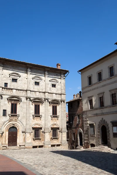 Piazza grande / hlavní náměstí / montepulciano, — Stock fotografie