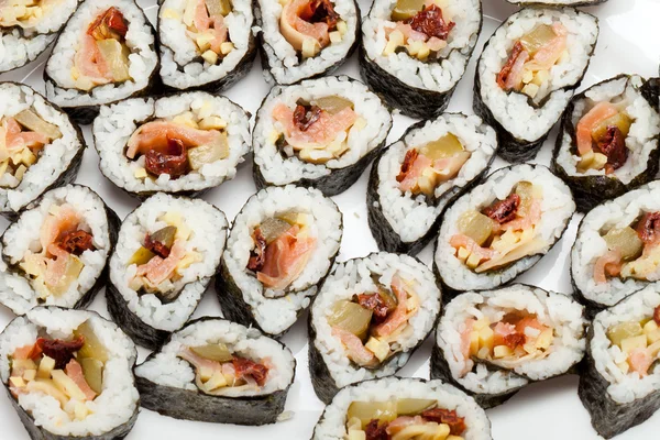 Sushi izolowane na białym tle — Zdjęcie stockowe