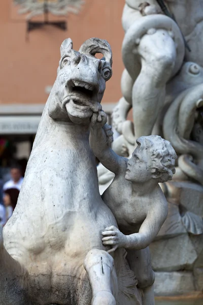 Piazza Navona, Neptune Fountain Rómában, Olaszországban — Stock Fotó