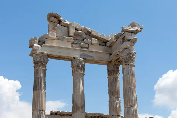 Trajanstempel an der Akropolis von Pergamon — Stockfoto