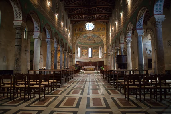 Chiusi - La cathédrale romane de San Secondiano — Photo