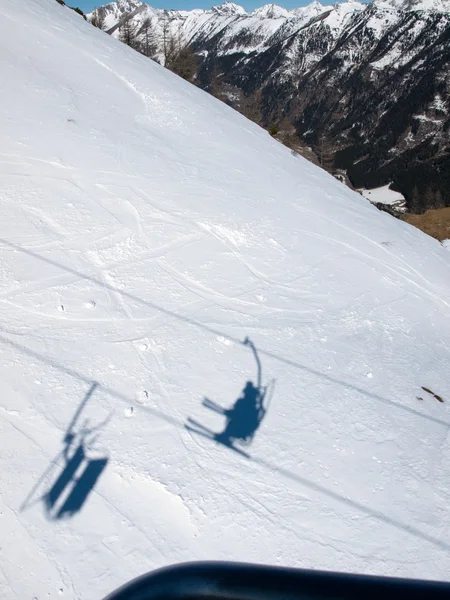 Skigebiet in den Alpen — Stockfoto