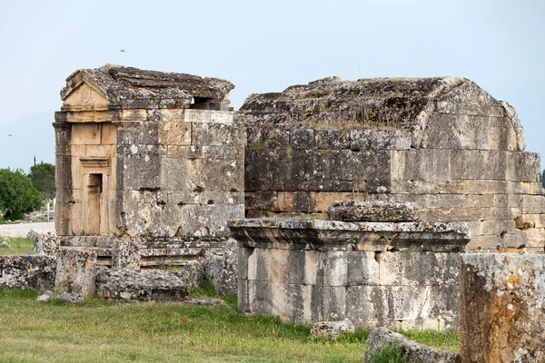 Ruiny starożytnego miasta hierapolis — Zdjęcie stockowe