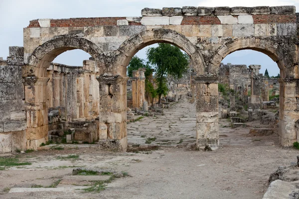Ruins of the ancient city of Hierapolis — Stock Photo, Image