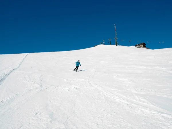 Área de esqui nos Alpes — Fotografia de Stock