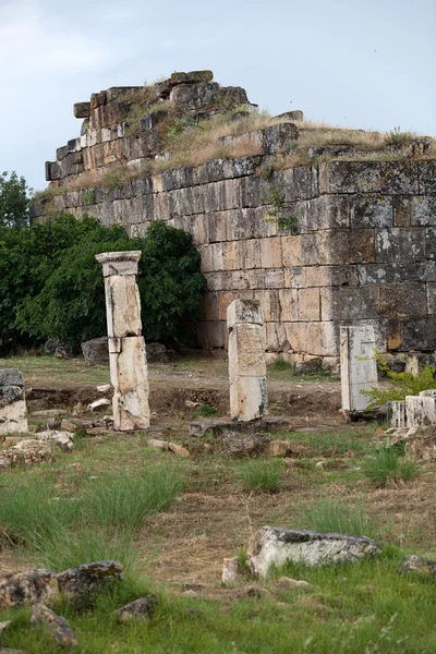 Ruínas da antiga cidade de Hierápolis — Fotografia de Stock