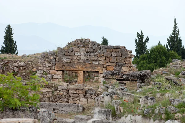 Ruínas em Hieropolis, Pamukkale, Turquia — Fotografia de Stock