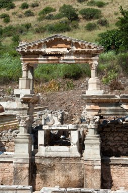 Eski Yunanca trajan Çeşmesi şehir Efes