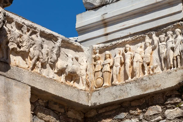 Templo de Adriano na antiga cidade grega Éfeso — Fotografia de Stock