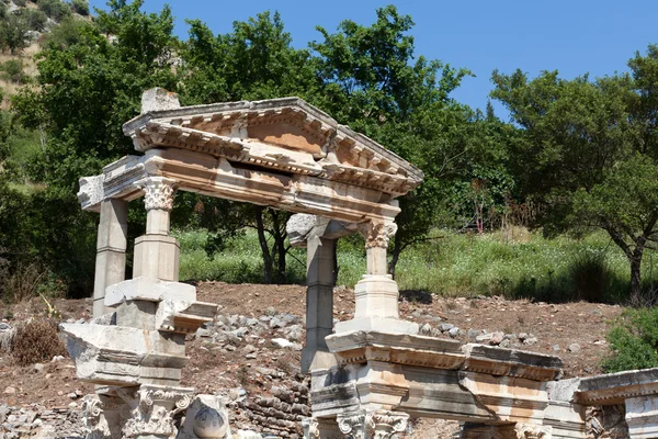 Fountain of Trajan in the ancient Greek city Ephesus — Stock Photo, Image