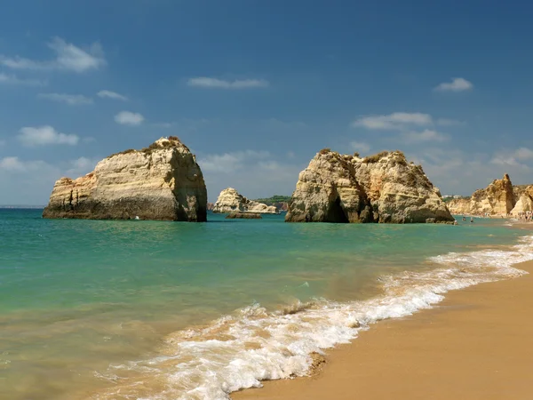 Praia de Rocha Strand an der Algarve. — Stockfoto