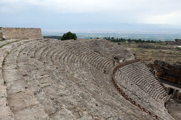 Theater ruins in Hieropolis, Pamukkale, Turkey — Stock Photo, Image