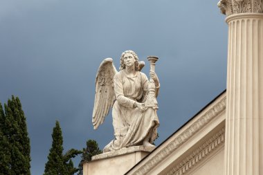 Roma - san rocco Kilisesi'nın üzerinde angel