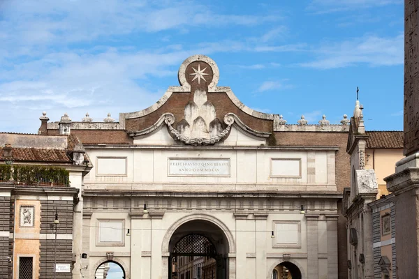 Porta del Popolo en Roma. Italia —  Fotos de Stock