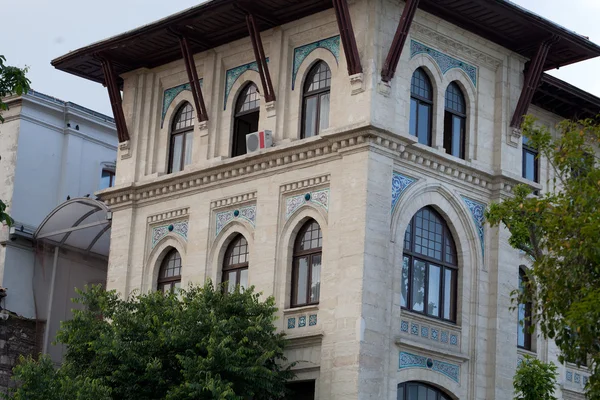 Istambul - edifícios no antigo hipódromo — Fotografia de Stock