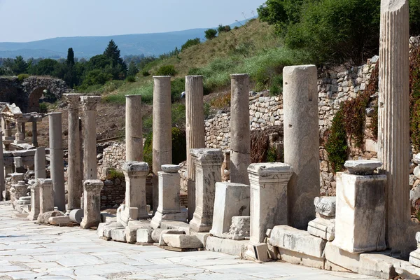 Ruins of the ancient Greek city Ephesus — Stock Photo, Image