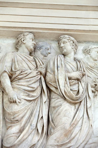 Рим - Ара Pacis, вівтар Augustan миру — стокове фото