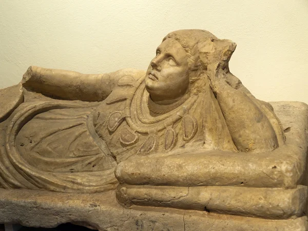 古老的伊特鲁里亚艺术。爱丁堡，托斯卡纳的石棺. — 图库照片