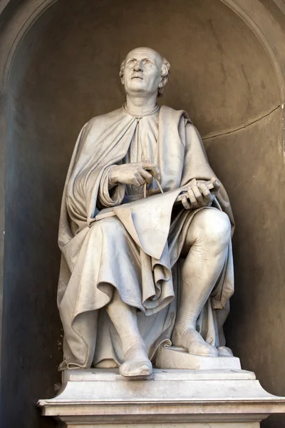 ünlü mimar bruneleschi - Floransa heykeli.