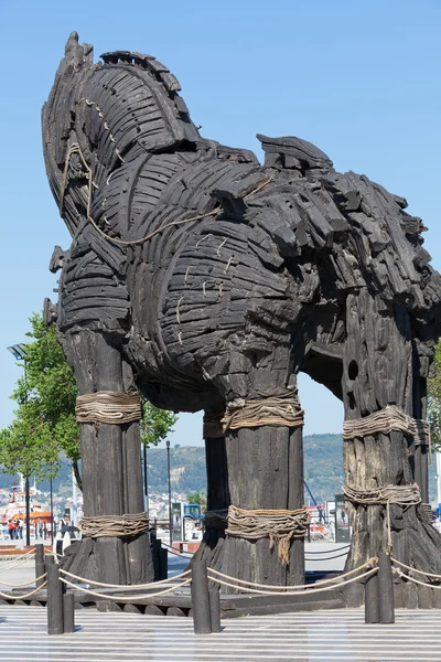 La copia di Troia cavallo di legno a Canakkale, Turchia — Foto Stock