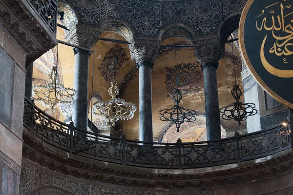 Интерьер собора Святой Софии в Стамбуле. Турция — стоковое фото