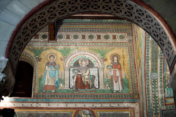 Кьюзі - романський Кафедральний собор Сан secondiano — стокове фото