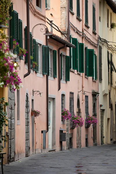 Morning in the Tuscan town — Stock Photo, Image