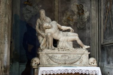 Floransa'da santissima annunziata Bazilikası. Pieta baccio Bandinelli'nin tarafından