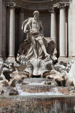 Roma'nın en büyük ve en ünlü çeşme trevi Çeşmesi veya fontana di trevi 's.