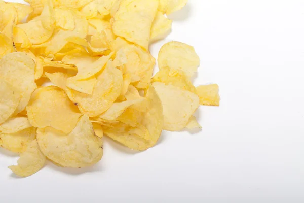 Kartoffelchips isoliert auf weißem Hintergrund — Stockfoto