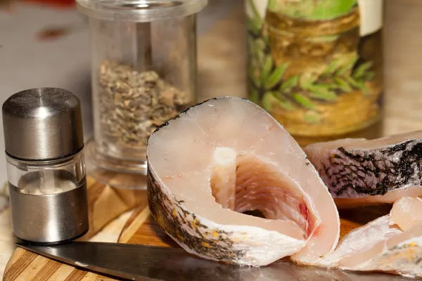 Piece of fresh raw fish. The healthy diet. — Stock Photo, Image