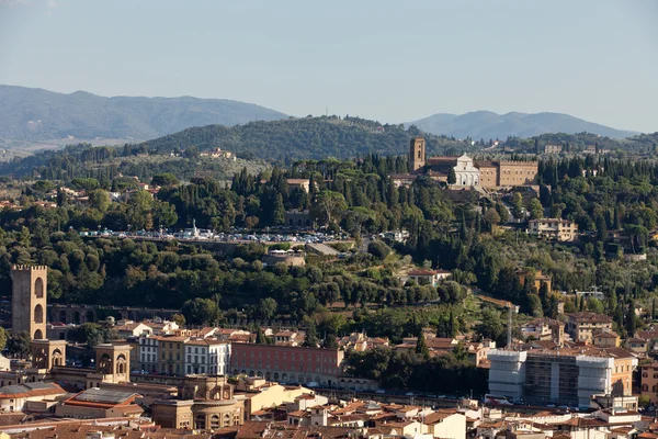 Florence - het uitzicht op san Miniato (PI) van de koepel duomo — Stockfoto
