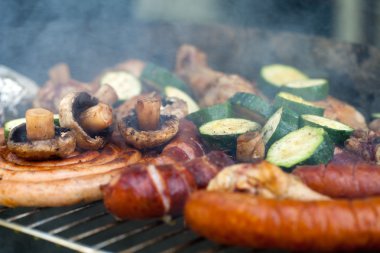 Izgarada leziz et ızgarası.