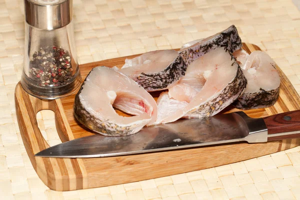 Piece of fresh raw fish. The healthy diet. — Stock Photo, Image