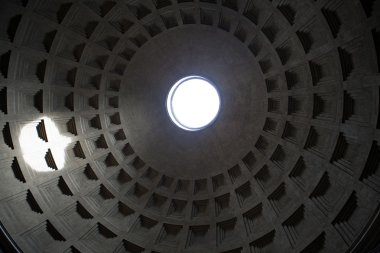 iç görünüm kubbe Panteon Roma, İtalya.