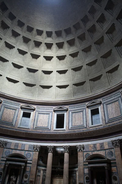 イタリア ローマのパンテオンのドームの内部ビュー. — ストック写真