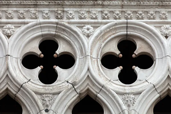 Venecia - tracería del Palacio Ducal, símbolo de Venecia —  Fotos de Stock