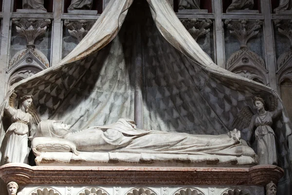 Középkori és reneszánsz sírokat a santi giovanni e paolo, Velence — Stock Fotó