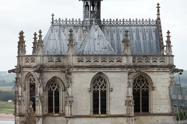 Capilla de San Hubert donde Leonardo Da Vinci está enterrado en Amboise, Francia . — Foto de Stock