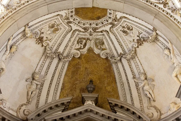 Templom Santi Giovanni e Paolo belső, Velence — Stock Fotó