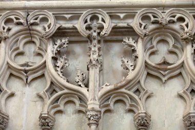 Amboise - leonardo da Vinci'nin gömüldüğü Şapel Saint-Hubert üzerinde oyma geç Gotik detay